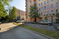 Apartament Białowieska z aneksem kuchennym i balkonem by Noclegi Renters - B&B