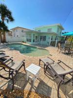 B&B Cape Canaveral - Cozy Canaveral Cottages - Bed and Breakfast Cape Canaveral