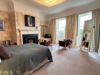 Deluxe Double Room (2 Adults + 1 Child)