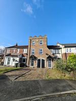 The Castle - B&B Killingworth