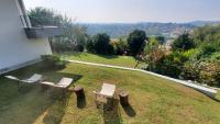 B&B San Fermo della Battaglia - Villa Belvedere Sunset View - Bed and Breakfast San Fermo della Battaglia