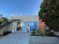 Coastal House - 2BR and Self catering - B&B