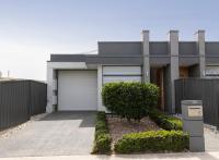 Cozy Getaway, King Bed with TV, NBN, Netflix, Nespresso - B&B