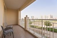 ALiving Elegant & Cozy 1BR I Mazaya 11, Liwan - Chambres d'hôtes Dubaï