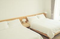 Vierbettzimmer mit Balkon