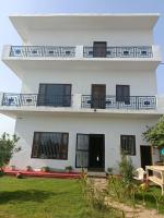 Private room in Retreat by Walias Farm Stay - B&B Sohna