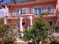 Laura No.1 - B&B