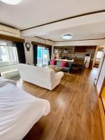 2 Bedroom Apartment with Balcony 801A