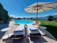 MINI DI LUSSO CON PISCINA - B&B Torri del Benaco