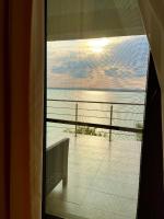 Holidays Lake Vibes Mamaia Nord - Chambres d'hôtes Mamaia