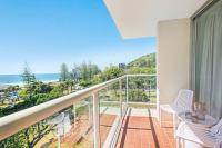 B&B Gold Coast - 2BR Burleigh Beach Views Apartment With Pool - Bed and Breakfast Gold Coast