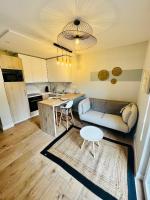 Scorfel Lodge, Maison bleue, Terrasse, 1km mer - B&B Trégastel