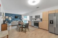 B&B Charlotte - Chic 1-bed in Vibrant Optimist Park apts - Bed and Breakfast Charlotte