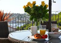 Inglewood Apartments - B&B