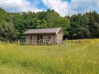 B&B Beccles - The Sunset Cabin - Bed and Breakfast Beccles