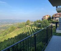 B&B Montelupo Albese - Wolf Apartment - Apartment in Langhe - Bed and Breakfast Montelupo Albese