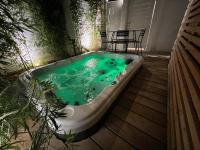 Villa MaRisKa et son Spa, avec balcon - Ferienwohnung Ouistreham