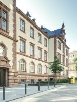 vonBehling Boutique Apt. - Blick über die Dächer - B&B Wiesbaden