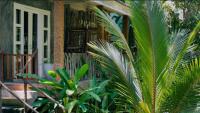 Into The Blue - Yoga included & walk to 3 beaches - B&B