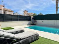 Villa Deluxe La Marina Beach - B&B Alicante