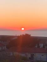 Appartement avec jardin et parking privé à 3 min à pied de la plage St Pierre la mer - Chambres d'hôtes Fleury