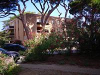Appartement T2 Cabine avec Grande Terrasse, Proche Port, Plages et Commerces, Parking Inclus - FR-1-335-178 - Ferienwohnung Hyères