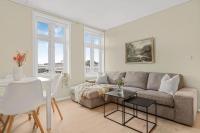 B&B Bergen - Contemporary city-apartement with views of the dock! - Bed and Breakfast Bergen