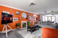 The Orange House Langdon Hills - B&B