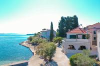 Villa Mare Vista - Bed and Breakfast