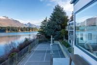 Livin on Lake Time, Waterfront Accommodation - Chambres d’hôtes
