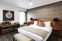 B&B New Plymouth - The State Hotel - Bed and Breakfast New Plymouth