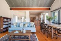 Barker Cottage with Spa in Flinders - B&B Flinders