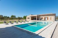 Mireia 2002 with pool and garden by BeBreeze Mallorca - B&B