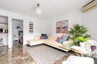 Behouse Sierpes - B&B Seville