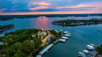 B&B Lake Ozark - Alhonna Resort - Bed and Breakfast Lake Ozark