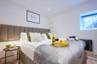 B&B Rugby - Boutique Apartment - City Centre - Free Parking, Fast Wifi and Smart TV by Yoko Property - Bed and Breakfast Rugby