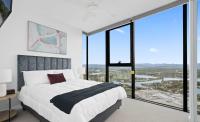 One-Bedroom Apartment with Balcony