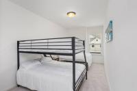 Heads or Tails - LSU - B&B Baton Rouge