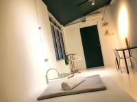 Single Room with Private Bathroom