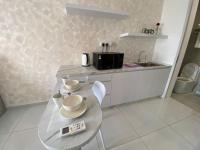 Sky Trees Nflix Make Up Table with Pool & Facilities - B&B Johor Bahru