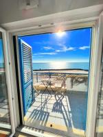 ALBA Suite-Rome airport FCO-Fronte mare - B&B