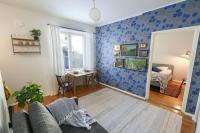 B&B Helsinki - Top Floor Apartment for Urban Explorers & Remote Working - Bed and Breakfast Helsinki