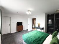 4Bed House MK - B&B