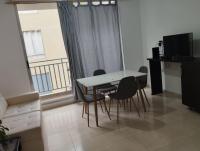 Apto de 3 habitaciones con ventilador y parqueadero comunal - Bed and Breakfast