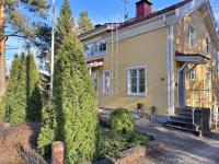Paritalohuoneisto keskustassa - B&B