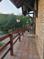 Une halte aux portes de Bourgoin - B&B Saint-Marcel-Bel-Accueil