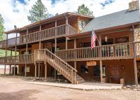 The Lodge Large Cabin, 17 Acres, Playground, Forest Access - B&B Pinedale