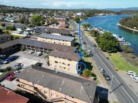 Wallis View 13 - B&B Forster