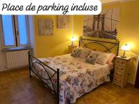 B&B Lecco - Ca’Lina,autentico alloggio spazioso con posto auto - Bed and Breakfast Lecco