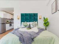 Jolenia by J&J Homes At Amani Grand Resort Residences Near Airport - B&B Pusok